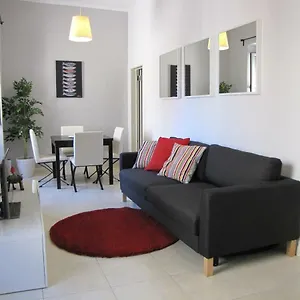 Calme / Alfama Apartamento