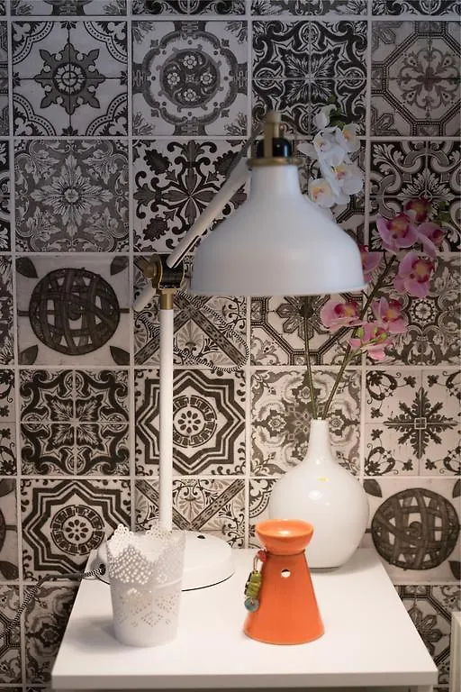 Lisbon Fragrances Apartment