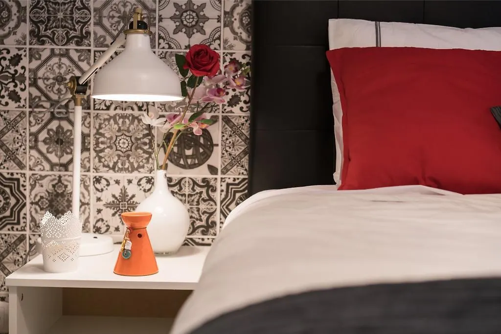 Lisbon Fragrances Apartment
