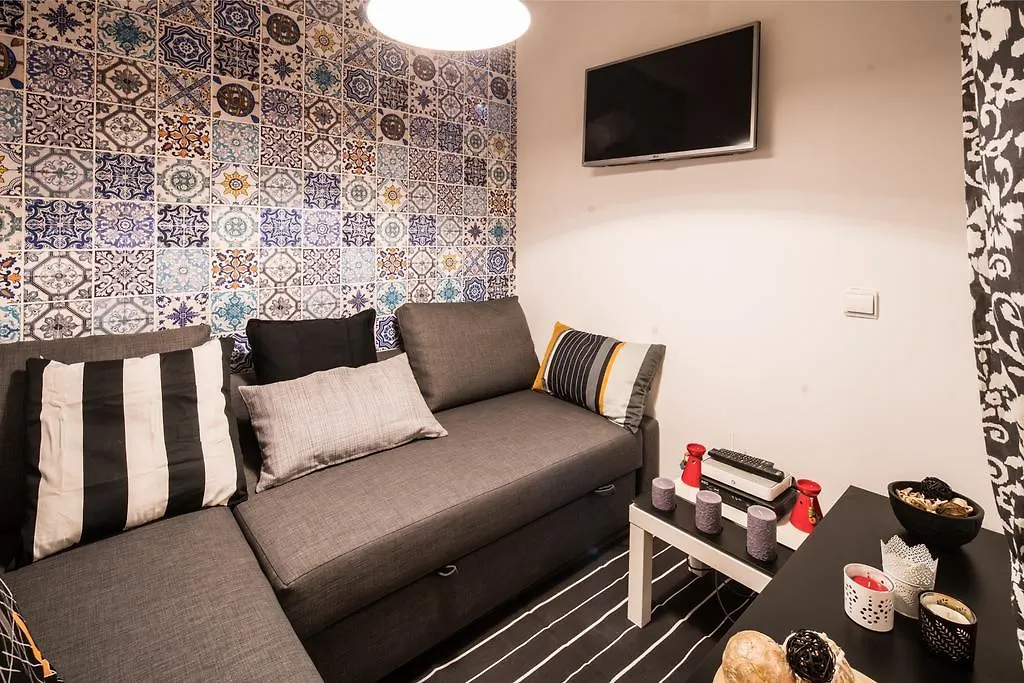 Lisbon Fragrances Apartment