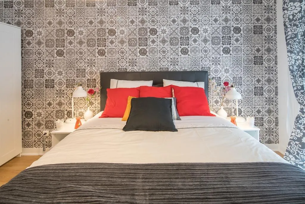 Lisbon Fragrances Apartment