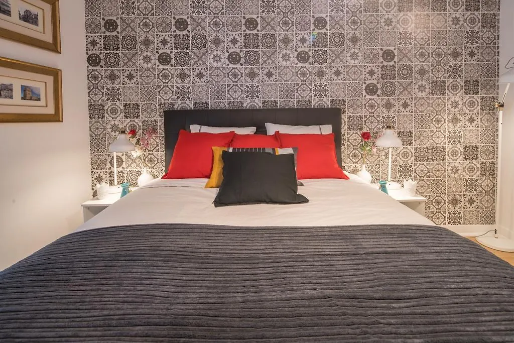 Lisbon Fragrances Apartment