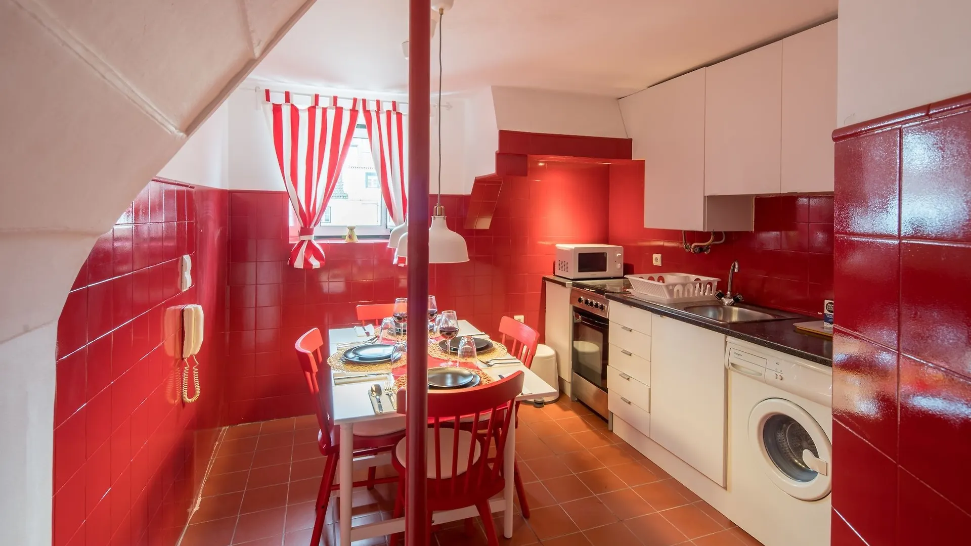 Lisbon Fragrances Apartment