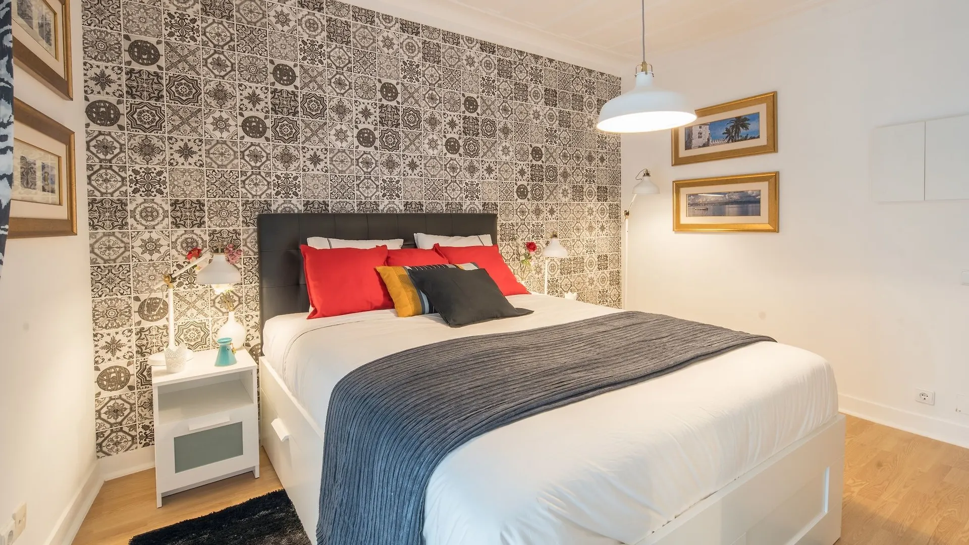 Lisbon Fragrances Apartment