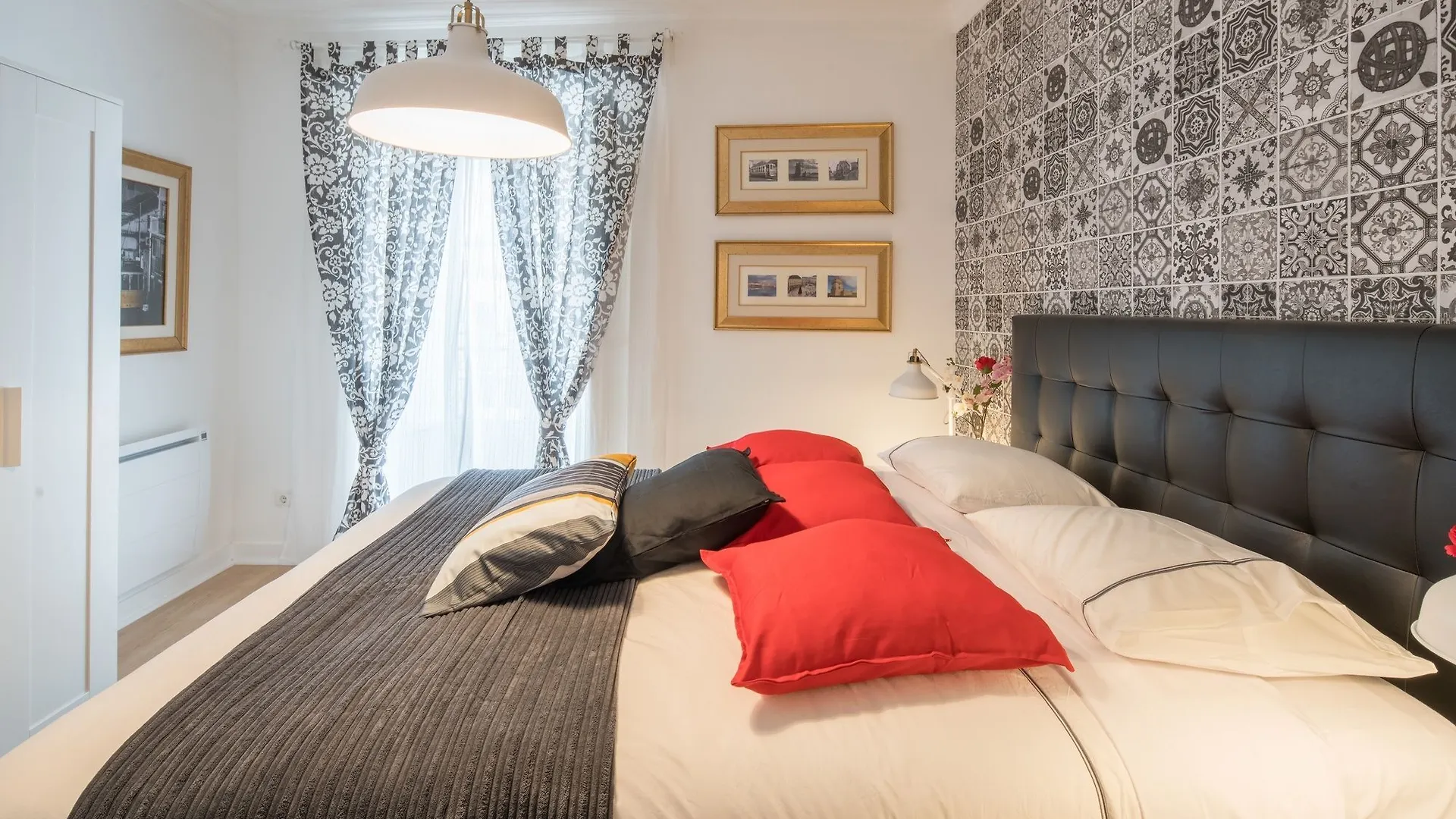 Lisbon Fragrances Apartment